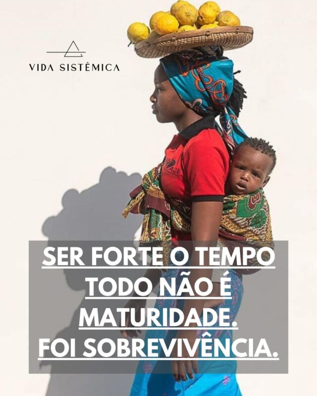 Você cresceu cedo demais?

Talvez tenha precisado cuidar dos irmãos, da casa, dos pais — quando ainda nem sabia cuidar de si.

Ser forte não era escolha. Era a única forma de seguir em frente.

Mas agora que você cresceu… será que ainda precisa sustentar tudo sozinha?

Maturidade de verdade é quando você pode parar. Respirar. Receber.

🎧 Episódio #13 do ConstelaPod no ar: Adultinha. Um convite ao descanso emocional.